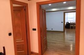 Office for rent next to the Indautxu metro