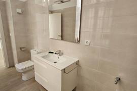 Renovated premises with access to two streets and smoke outlet Renovated premises with access to two streets and smoke outlet