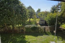 For Sale - 2 Bed House, Barn and Bread Oven set on 2228m2 - St Barbant - 87