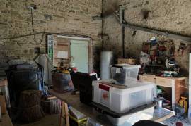 For Sale - 2 Bed House, Barn and Bread Oven set on 2228m2 - St Barbant - 87