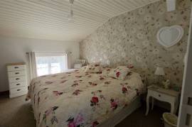 For Sale - 2 Bed House, Barn and Bread Oven set on 2228m2 - St Barbant - 87