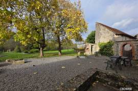 For Sale 3 Houses, 2 Barns, Gardens. Lussac-les-Églises. 87
