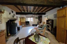 For Sale 3 Houses, 2 Barns, Gardens. Lussac-les-Églises. 87