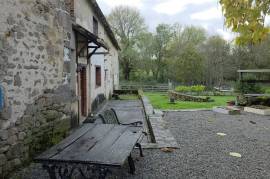 For Sale 3 Houses, 2 Barns, Gardens. Lussac-les-Églises. 87