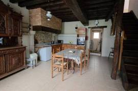 For Sale 3 Houses, 2 Barns, Gardens. Lussac-les-Églises. 87