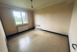 Detached Country House with Large Garden Detached Country House with Large Garden