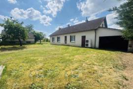 Detached Country House with Large Garden