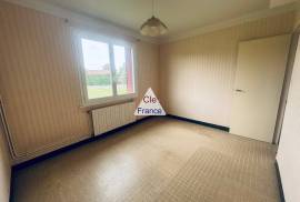 Detached Country House with Large Garden Detached Country House with Large Garden