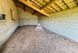 Detached Country House with Large Garden Detached Country House with Large Garden