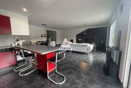 Auto Garage Plus Two Apartments