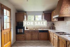 Nice House with Garden in Town Nice House with Garden in Town