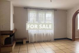 Nice House with Garden in Town Nice House with Garden in Town