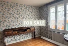 Nice House with Garden in Town Nice House with Garden in Town