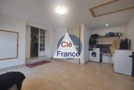 Charming Detached House and Garden