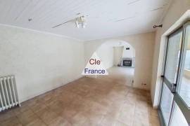 Detached House with Garden and Good Potential