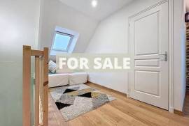 Country House with Lots of Character