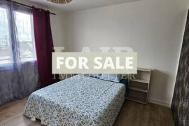 Renovated Apartment in Great Location Renovated Apartment in Great Location