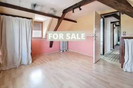 Detached Country House with Outbuilding