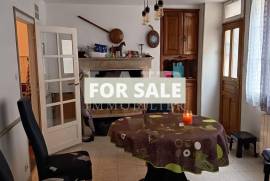 Town House with Neat Garden