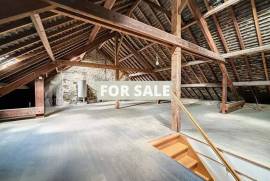 Town House with Flexible Accommodation Town House with Flexible Accommodation