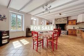 Detached Country House with Open Views Detached Country House with Open Views