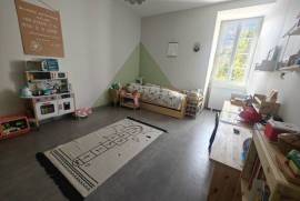 Town House With Pool And Garage Town House With Pool And Garage