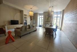 Town House With Pool And Garage Town House With Pool And Garage