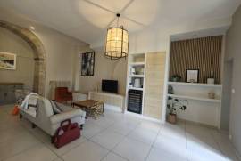 Town House With Pool And Garage Town House With Pool And Garage