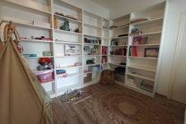 Town House With Pool And Garage Town House With Pool And Garage