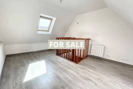 Town House with Neat Garden