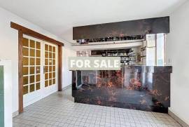 Business and Accommodation Business and Accommodation