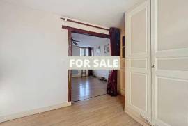 Business and Accommodation Business and Accommodation