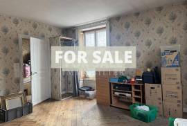 Charming Town House with Garden Charming Town House with Garden