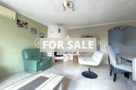 Detached Villa With Garden Detached Villa With Garden
