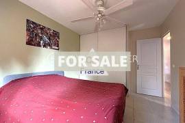 Detached Villa With Garden Detached Villa With Garden