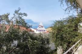 Perpignan Apartment with Balcony