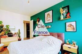 Apartment with Panoramic View from Balcony Apartment with Panoramic View from Balcony