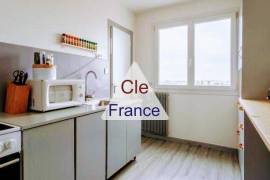 Apartment with Panoramic View from Balcony Apartment with Panoramic View from Balcony