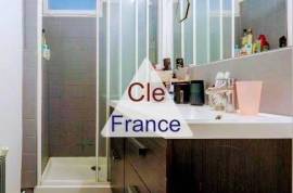 Apartment with Panoramic View from Balcony Apartment with Panoramic View from Balcony