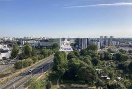 Apartment with Panoramic View from Balcony Apartment with Panoramic View from Balcony