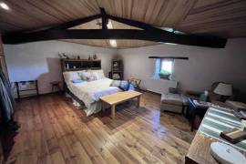 Detached Country House with Pool and Open Views