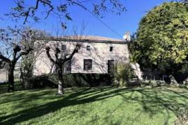 Detached Country House with Pool and Open Views
