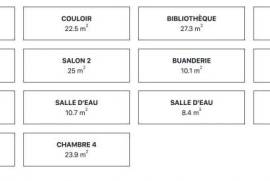 Detached Country House with Pool and Open Views