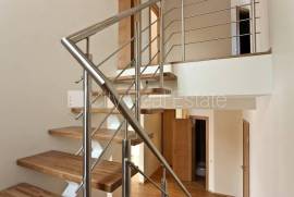 Detached house for rent in Riga, 200.00m2 Detached house for rent in Riga, 200.00m2