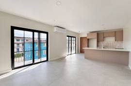 292052 La Rambla: Elegant Two-Bedroom Residence at the Crossroads of Las Catalinas' Energy and Charm