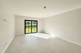 291041 La Rambla: Vibrant Urban-Coastal Living in the Heart of Las Catalinas