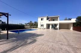 4 Bedroom Fully Furnished Villa Plus Office Room - Geroskipou, Paphos