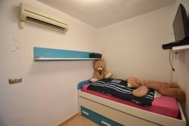 FABULOUS 3 BEDROOM TOWNHOUSE WITH COMMUNAL POOL AND LAKE VIEWS