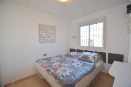 FABULOUS 3 BEDROOM TOWNHOUSE WITH COMMUNAL POOL AND LAKE VIEWS