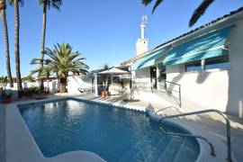 FABULOSA VILLA MODERNA EN EL CENTRO DE CIUDAD QUESADA FABULOSA VILLA MODERNA EN EL CENTRO DE CIUDAD QUESADA